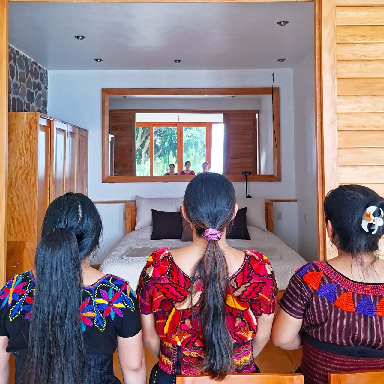 Services & Amenities